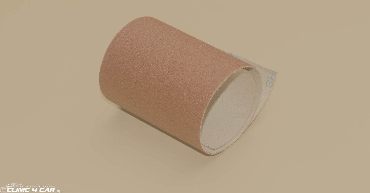 Gradacja papieru ściernego w kontekście pracy z lakierem samochodowym 